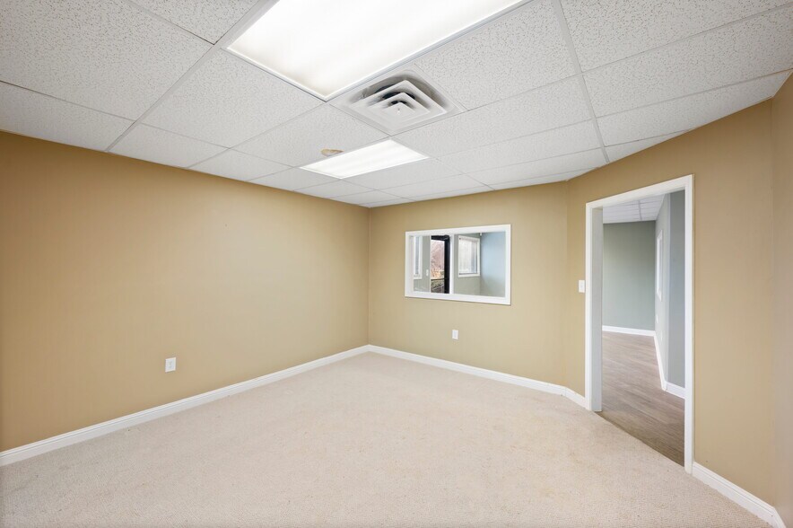 More Photos Of 4454 Railroad Ave, Harrisburg Industrial For Sale