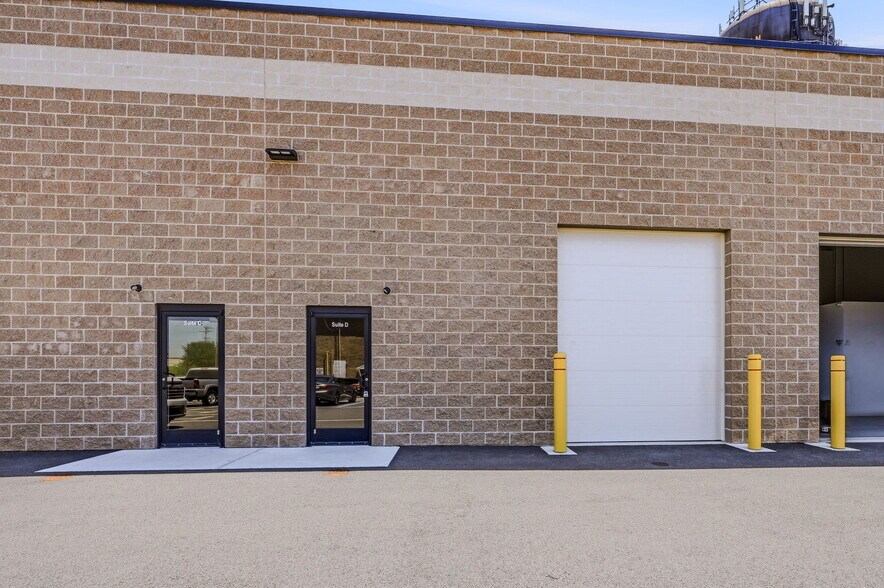 More Photos Of 410 Diamond State Blvd, Middletown Light Distribution For Lease