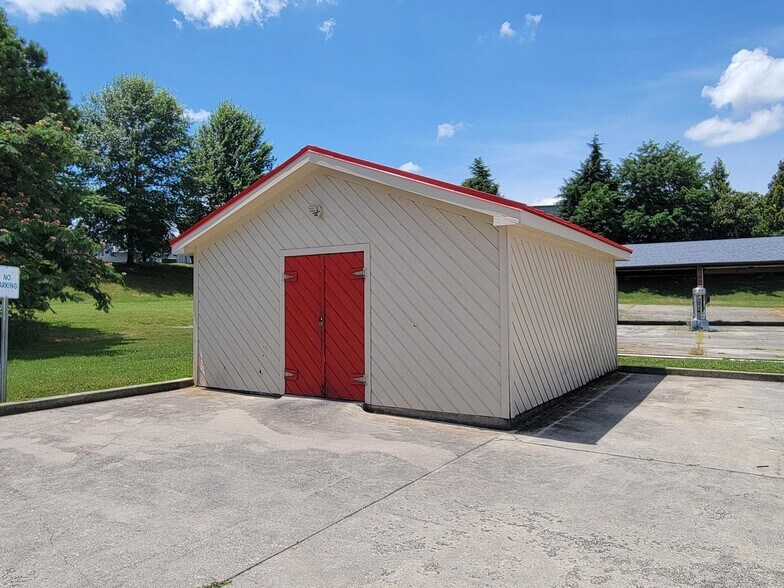 More Photos Of 523 Louisville Rd, Alcoa Fast Food For Sale