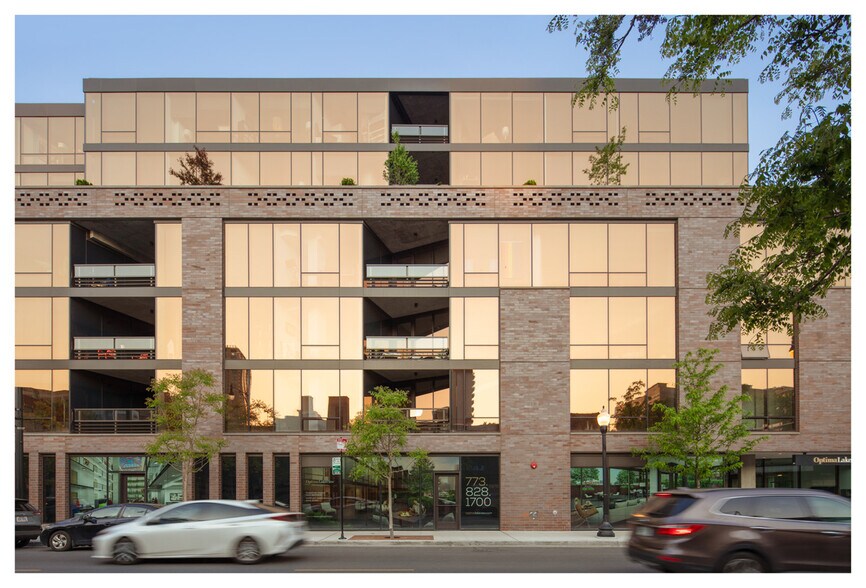 More Photos Of 3460 N Broadway St, Chicago Apartments For Lease