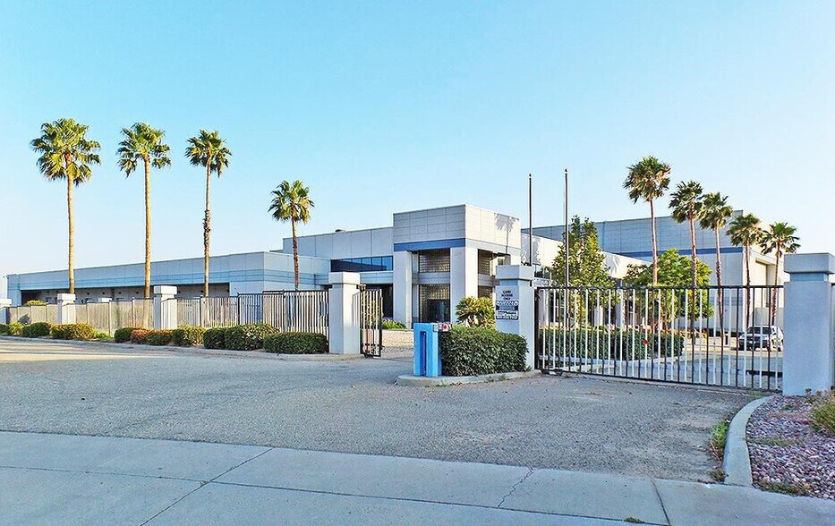 More Photos Of 4010 Georgia Blvd, San Bernardino Manufacturing For Sale