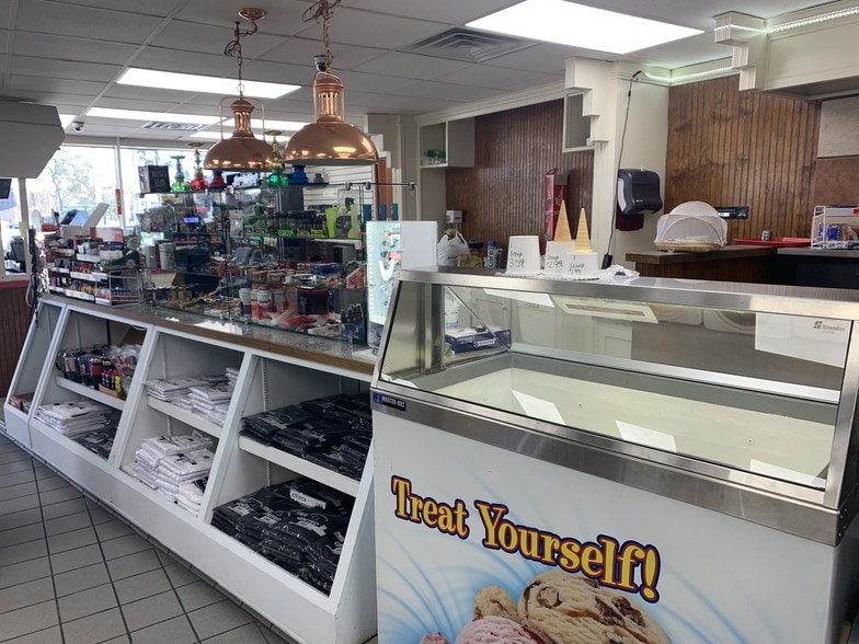 More Photos Of 1020 W New Bern Rd, Kinston Convenience Store For Sale