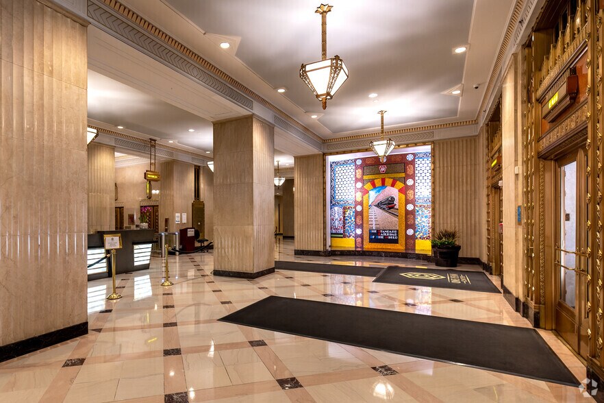 More Photos Of 1617 John F Kennedy Blvd, Philadelphia Office Residential For Lease