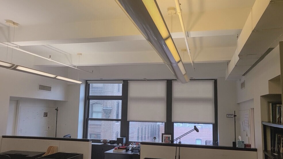 More Photos Of 305 Seventh Ave, New York Office For Lease