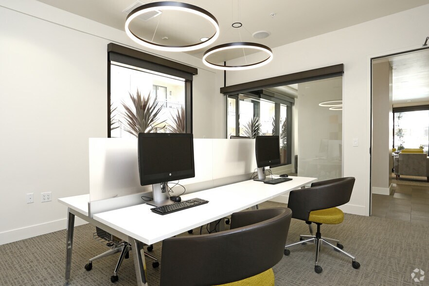 More Photos Of 100 Grand Ln, Foster City Apartments For Lease