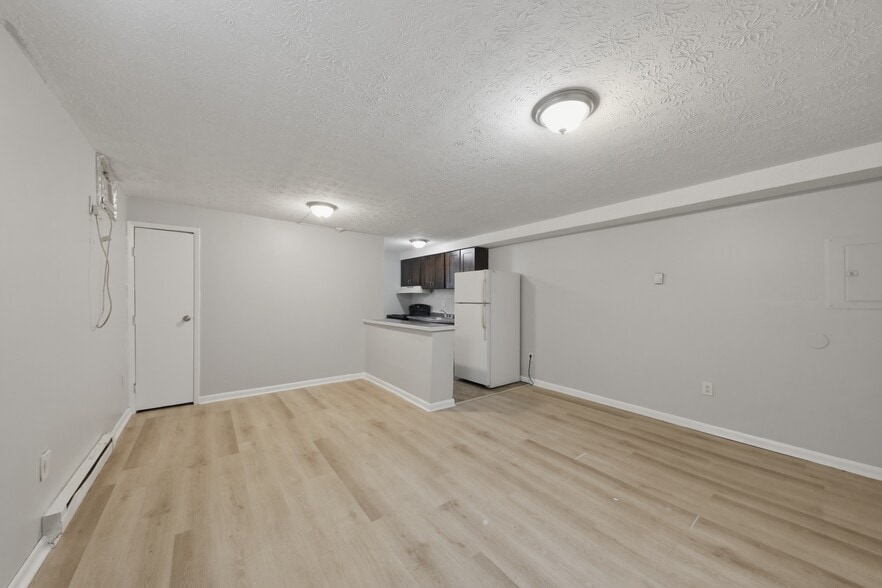 More Photos Of 1209 W Galbraith Rd, Cincinnati Apartments For Sale