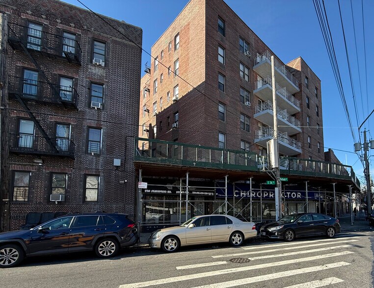 Primary Photo Of 1790 Flatbush Ave, Brooklyn Storefront For Lease