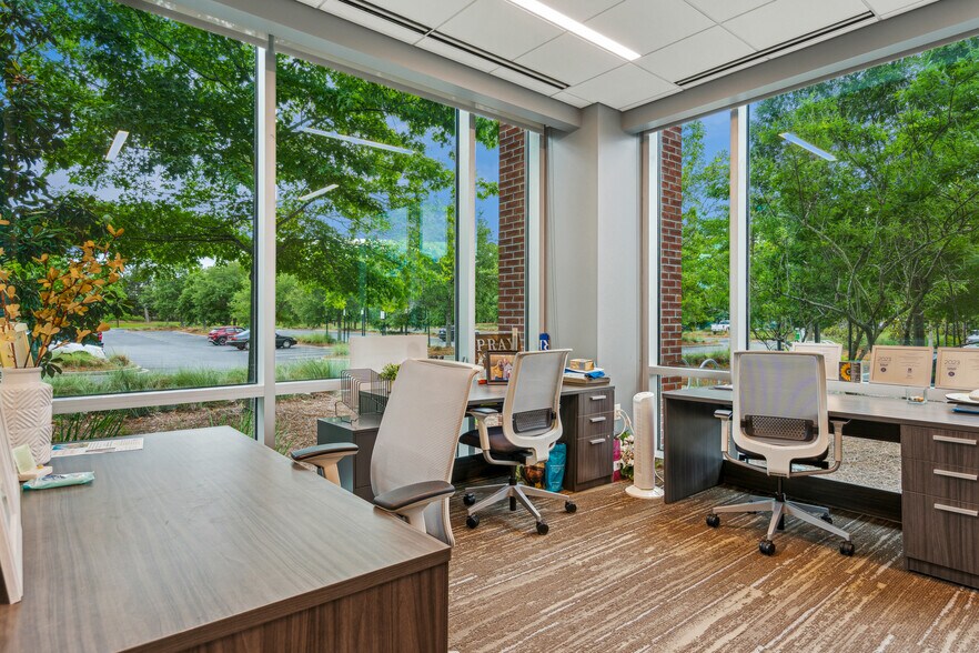 More Photos Of 201 Sigma Dr, Summerville Medical For Lease