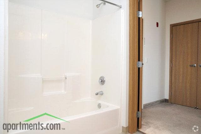 More Photos Of 12700 Nicollet Ave, Burnsville Apartments For Lease