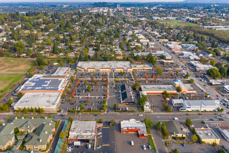 More Photos Of 2846-2856 Willamette St, Eugene Unknown For Lease