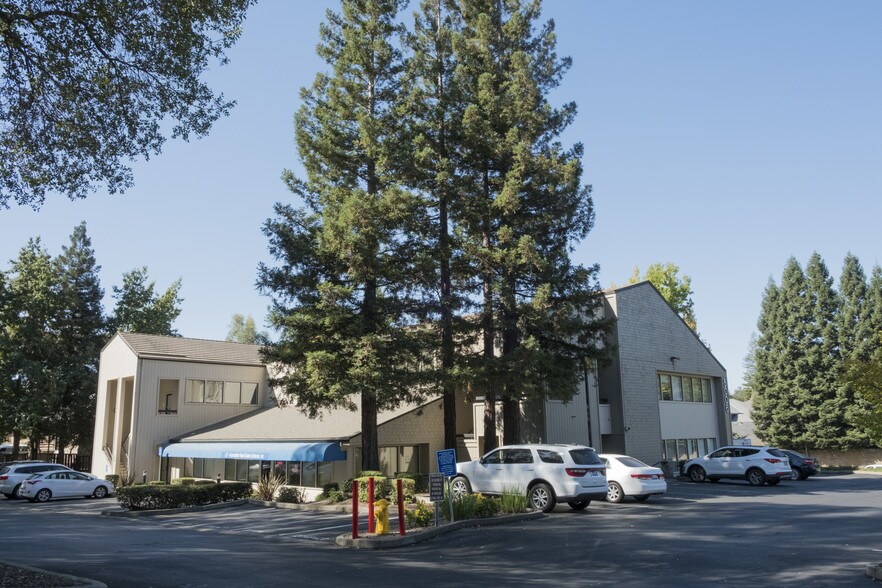 More Photos Of 5006 Sunrise Blvd, Fair Oaks Loft Creative Space For Sale