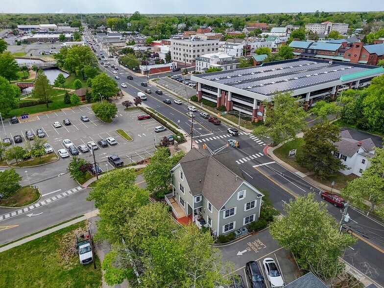 More Photos Of 12 Robbins Pky, Toms River Office For Sale