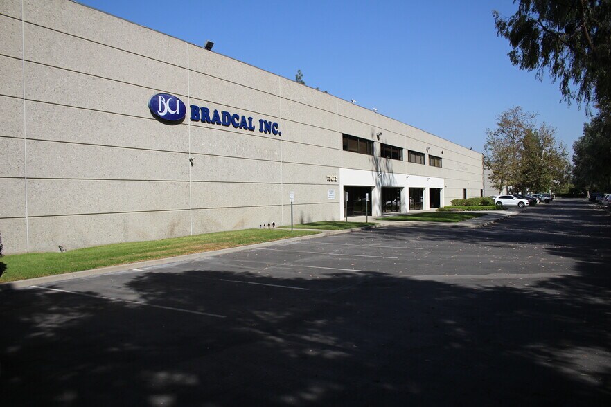 More Photos Of 13013-13017 166th St, Cerritos Warehouse For Lease