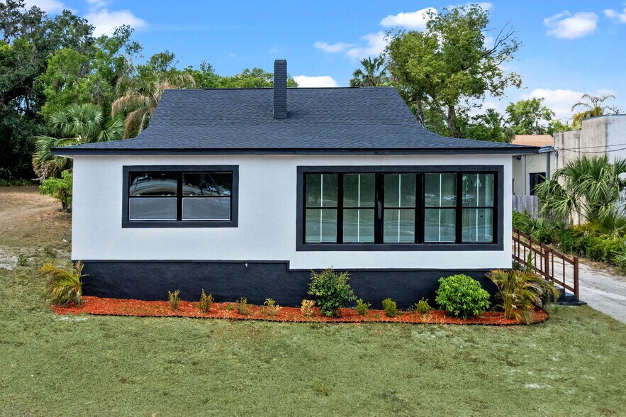 More Photos Of 209 N 14th St, Leesburg Office Residential For Sale