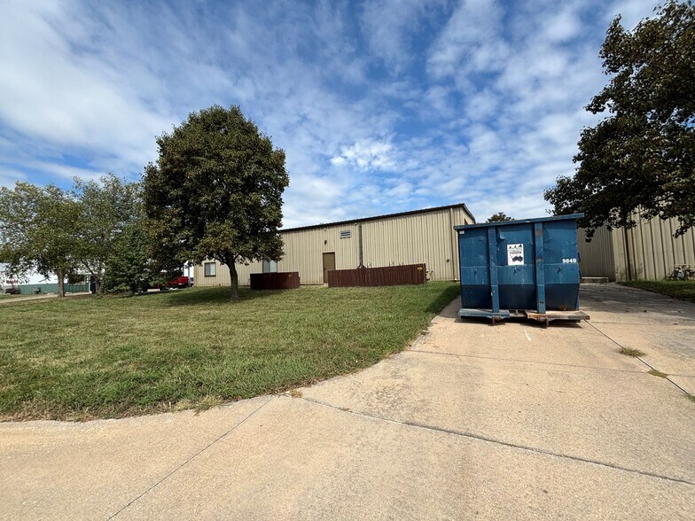 More Photos Of 2415 Ponderosa Dr, Lawrence Warehouse For Lease