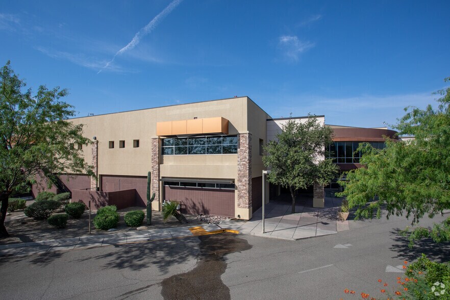 More Photos Of 2424 N Wyatt Dr, Tucson Medical For Lease