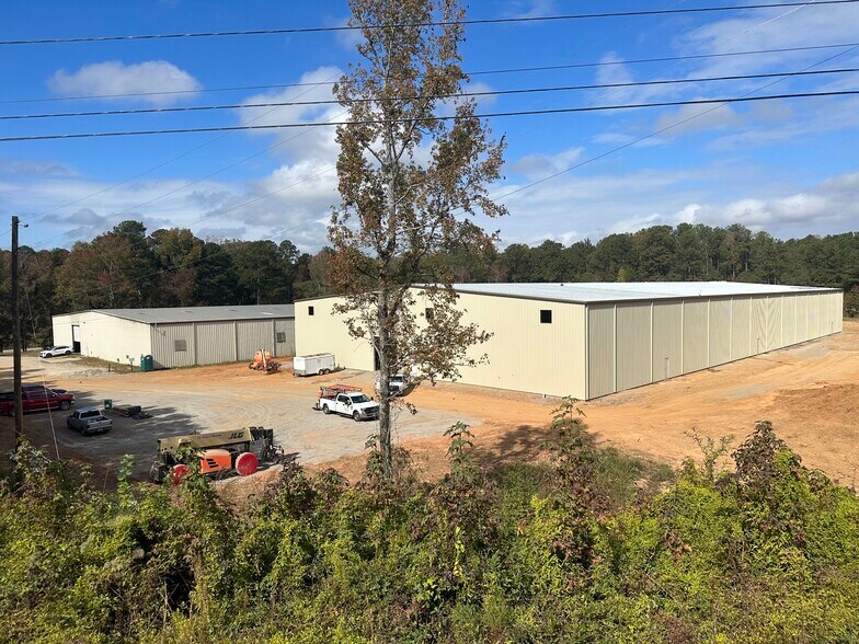 More Photos Of 71 Busch Dr, Lagrange Warehouse For Lease