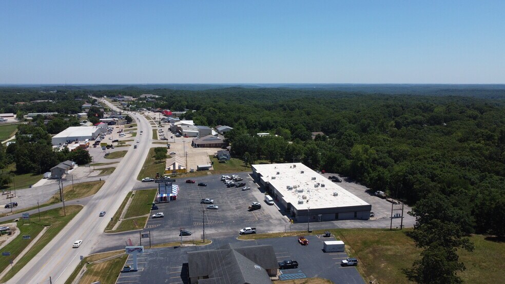 More Photos Of 401 N Main St, Gravois Mills Office For Lease