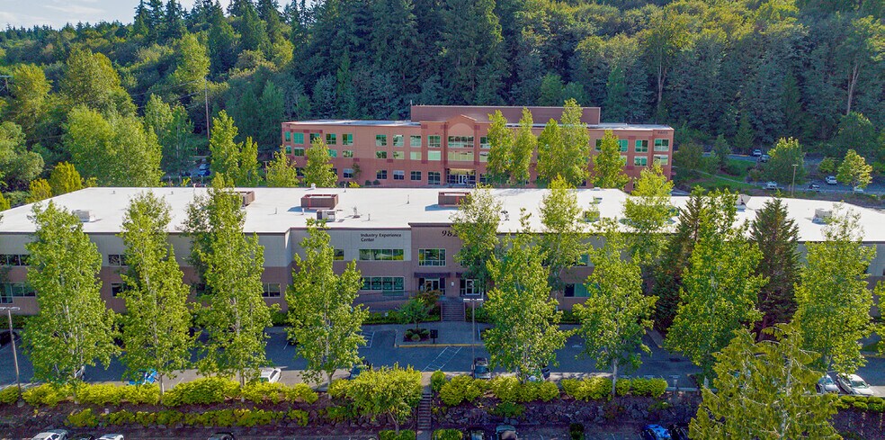 More Photos Of 9825 Willows Rd NE, Redmond Flex For Lease