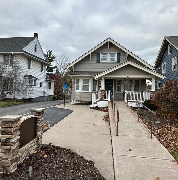 More Photos Of 62 Empire Blvd, Rochester Medical For Lease