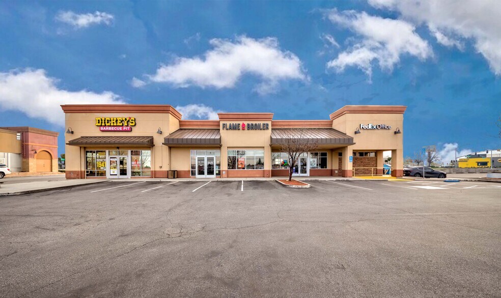 Primary Photo Of 3505 Coffee Rd, Bakersfield Freestanding For Sale