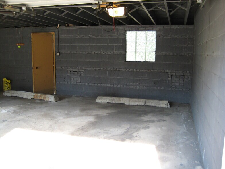 More Photos Of 949-953 E 86th St, Chicago Apartments For Sale