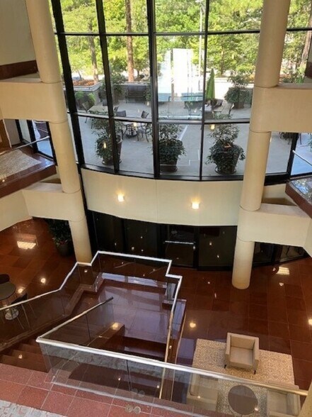 More Photos Of 2 Perimeter Park S, Birmingham Office Residential For Lease