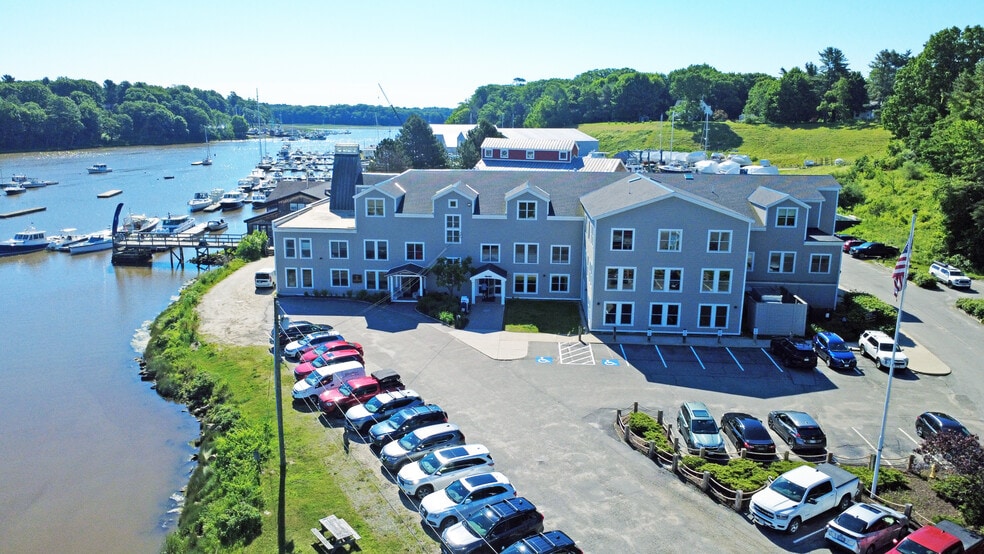 More Photos Of 106 Lafayette St, Yarmouth Office For Lease