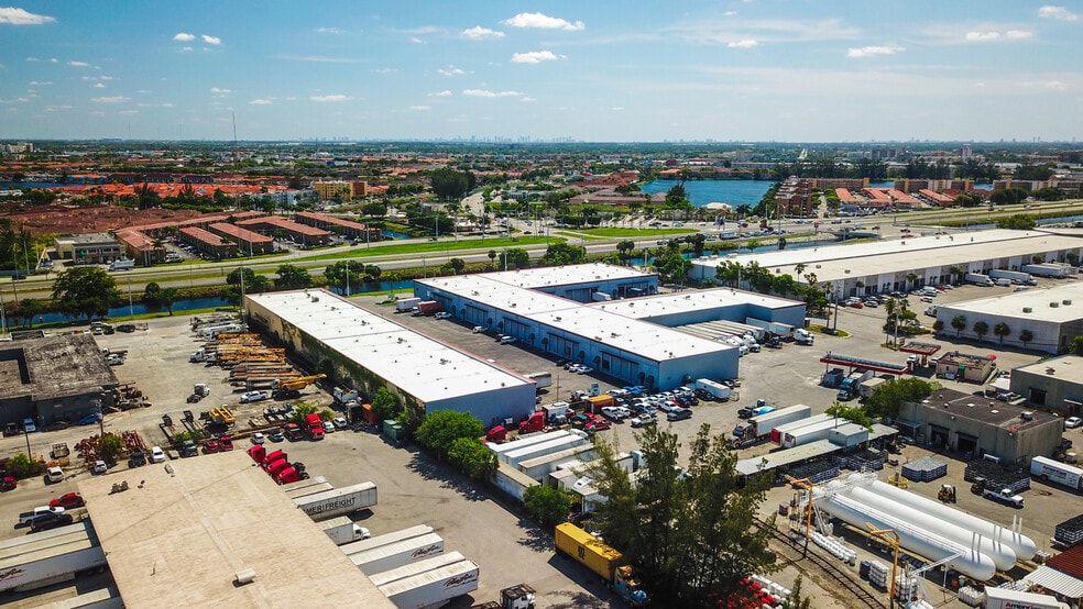 More Photos Of 10302 NW South River Dr, Medley Unknown For Lease