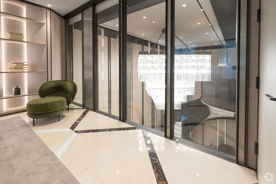 More Photos Of 2461 Broadway, New York Apartments For Lease