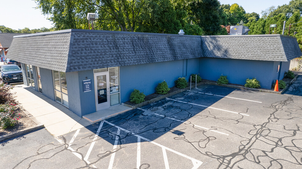 Primary Photo Of 409 Washington St, Weymouth Restaurant For Lease