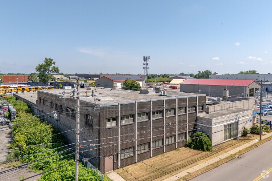 More Photos Of 60 Dingens St, Buffalo Light Distribution For Lease