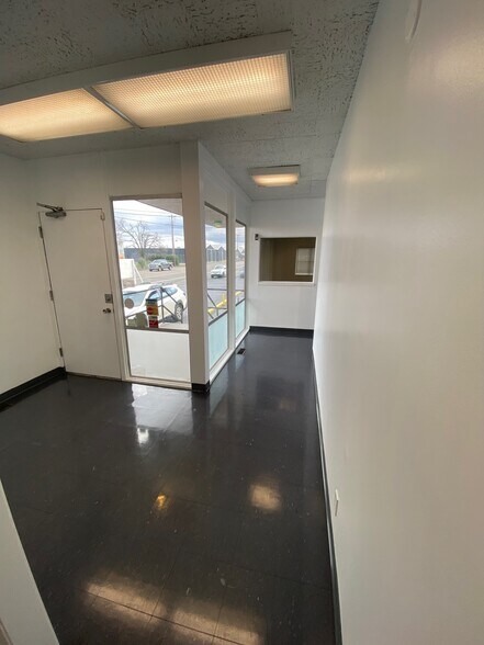 More Photos Of 3537 NW St Helens Rd, Portland Industrial For Lease