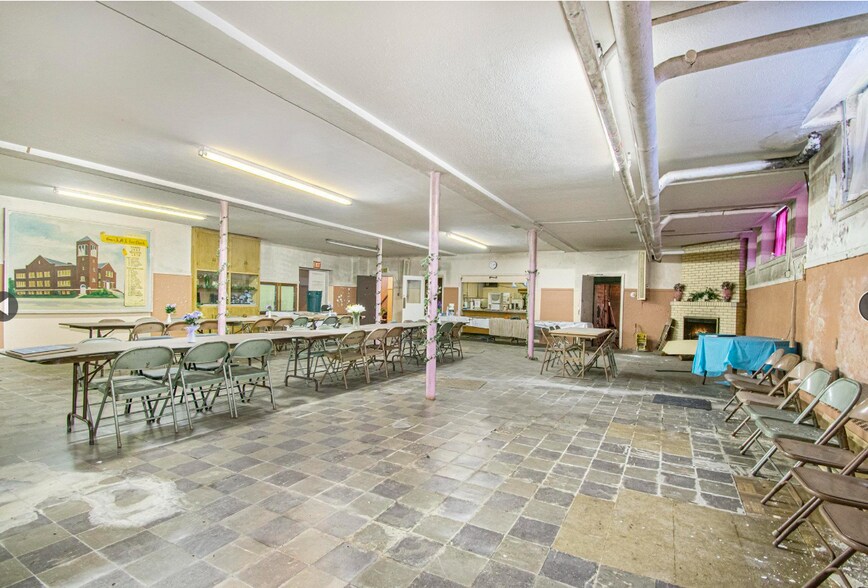 More Photos Of 1101 Blaine Ave, South Bend Religious Facility For Sale