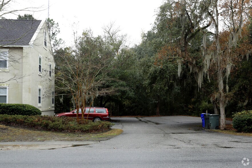 More Photos Of 2225 Ashley Crossing Dr, Charleston Office Residential For Lease
