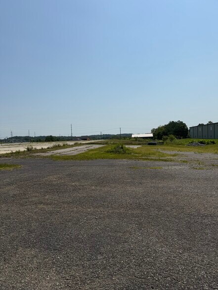 More Photos Of 835 Bill Jones Industrial Dr, Springfield Land For Sale