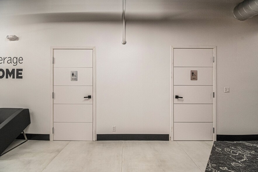 More Photos Of 1209 Harney St, Omaha Office Residential For Sale