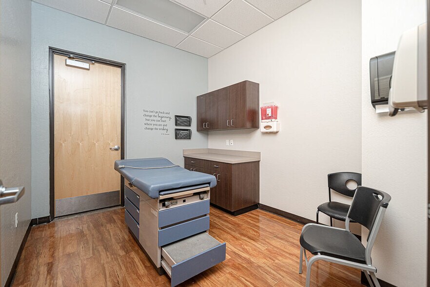 More Photos Of 4338 W Thomas Rd, Phoenix Storefront For Sale