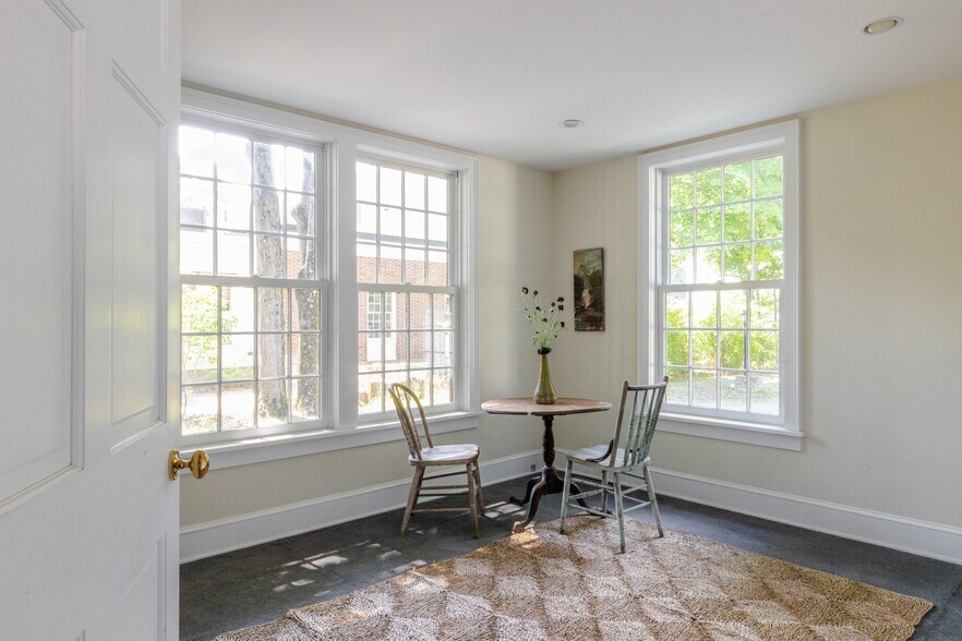 More Photos Of 16 Hudson St, Kinderhook Storefront Retail Residential For Lease