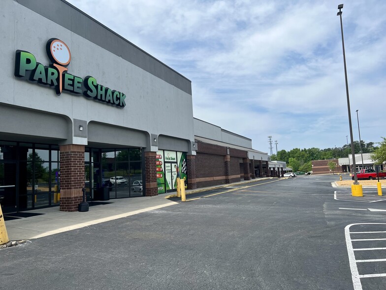 More Photos Of 3740 S Holden Rd, Greensboro Unknown For Lease