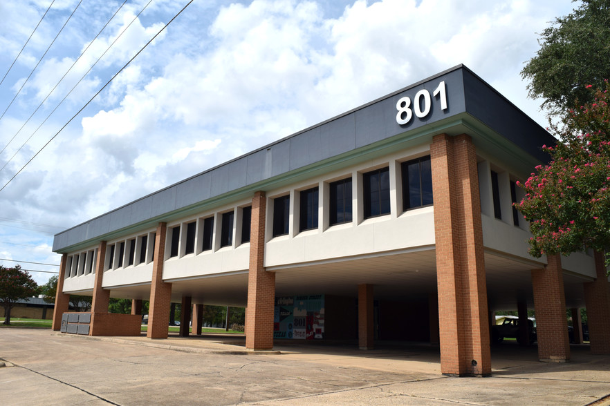 Primary Photo Of 801 E Border St, Arlington Office For Lease