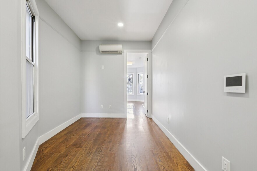 More Photos Of 112 Duncan Ave, Jersey City Apartments For Sale