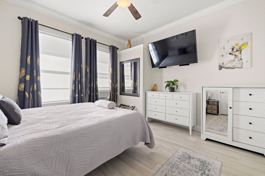 More Photos Of 2526 W Union St, Tampa Multifamily For Sale