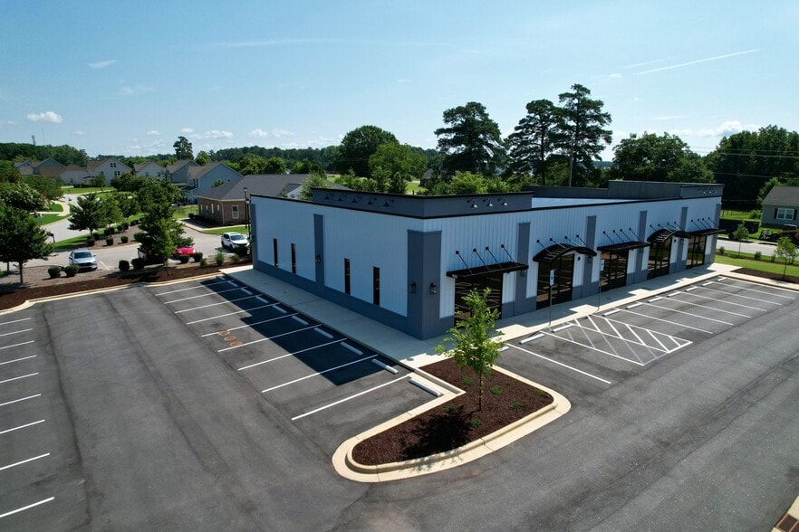 Primary Photo Of 982 Adams Point Dr, Garner Flex For Lease