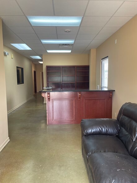 More Photos Of 4907-1 Shed Rd, Bossier City Manufacturing For Sale