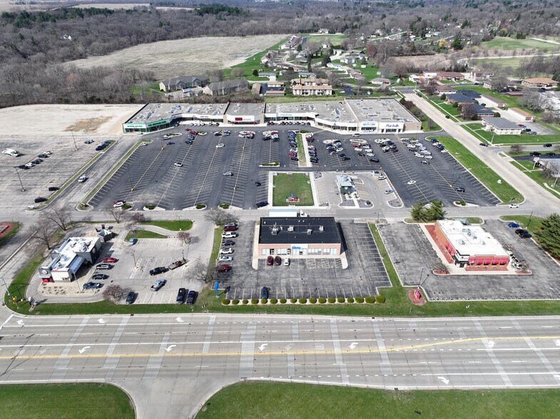 More Photos Of 1808 S West Ave, Freeport Freestanding For Sale