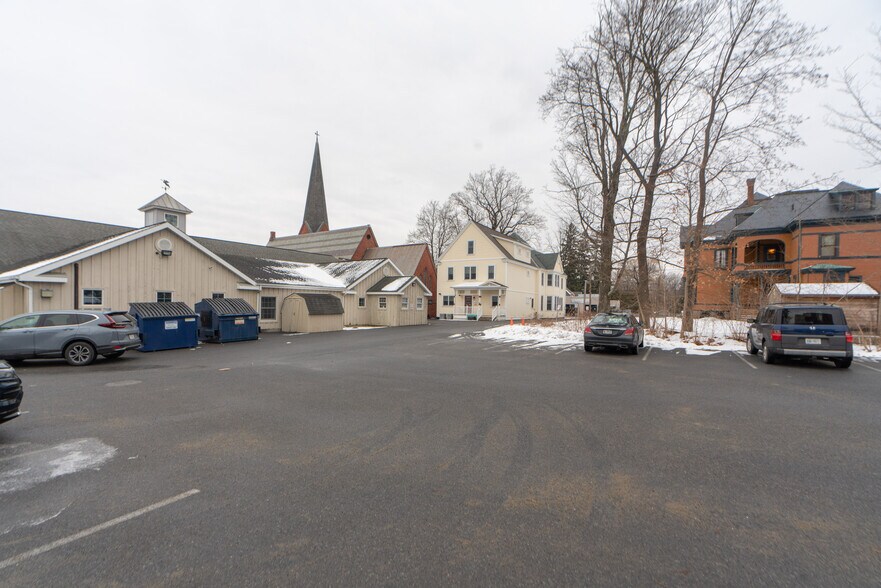 More Photos Of 12 Church Ave, Ballston Spa Daycare Center For Lease