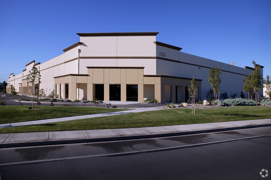 Primary Photo Of 1312 Capital Blvd, Reno Warehouse For Lease