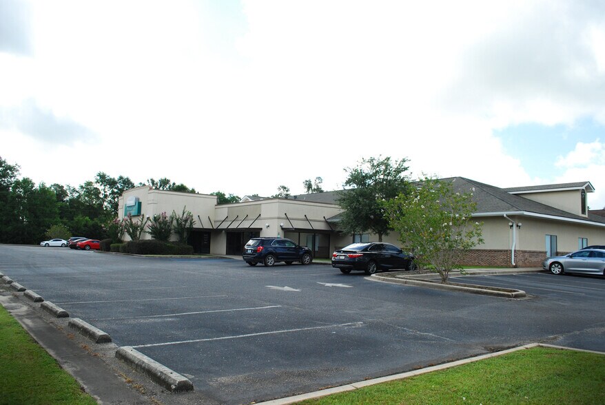 Primary Photo Of 1759 Medical Park Dr, Biloxi Healthcare For Sale