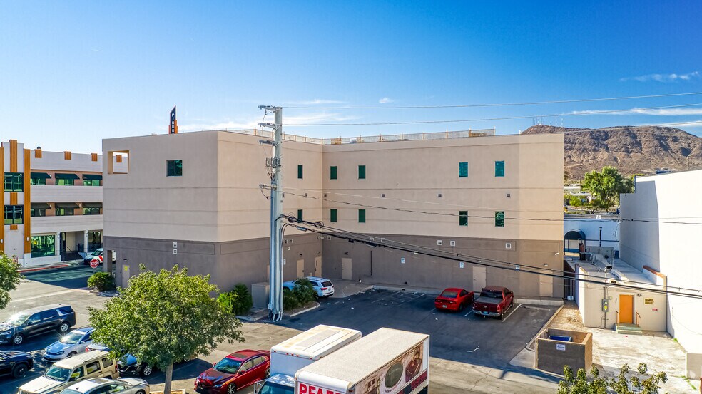 More Photos Of 155 S Water St, Henderson Storefront Retail Residential For Lease